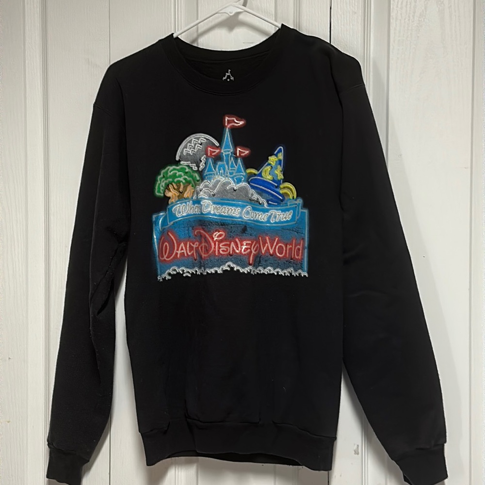 Walt Disney World Park Icons Glow in the Dark Crewneck Sweatshirt Size Adult S